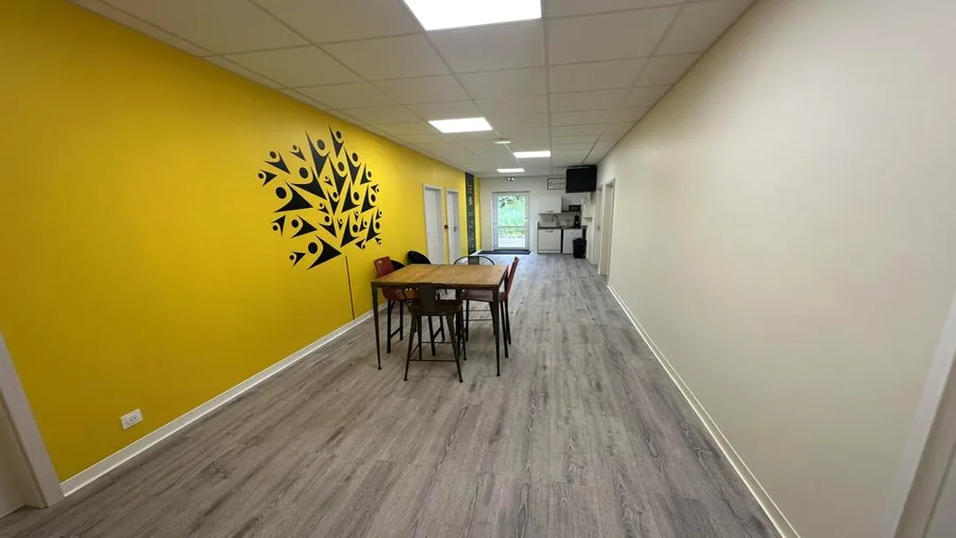 Accueil & Kitchenette — Centre d'Activité des Prunus
